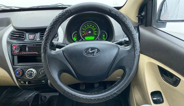 2014 Hyundai Eon MAGNA PLUS, Petrol, Manual, 31,639 km, Steering Wheel Close Up