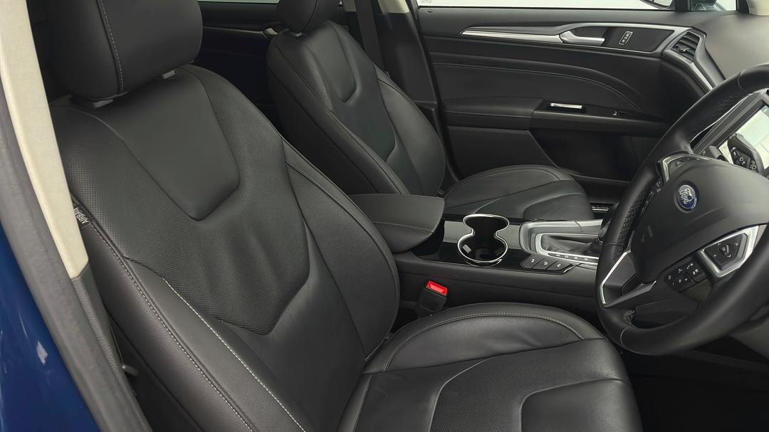 2016 Ford Mondeo Titanium Tdci, Automatic, 57737 km, Right Side Front Door Cabin View