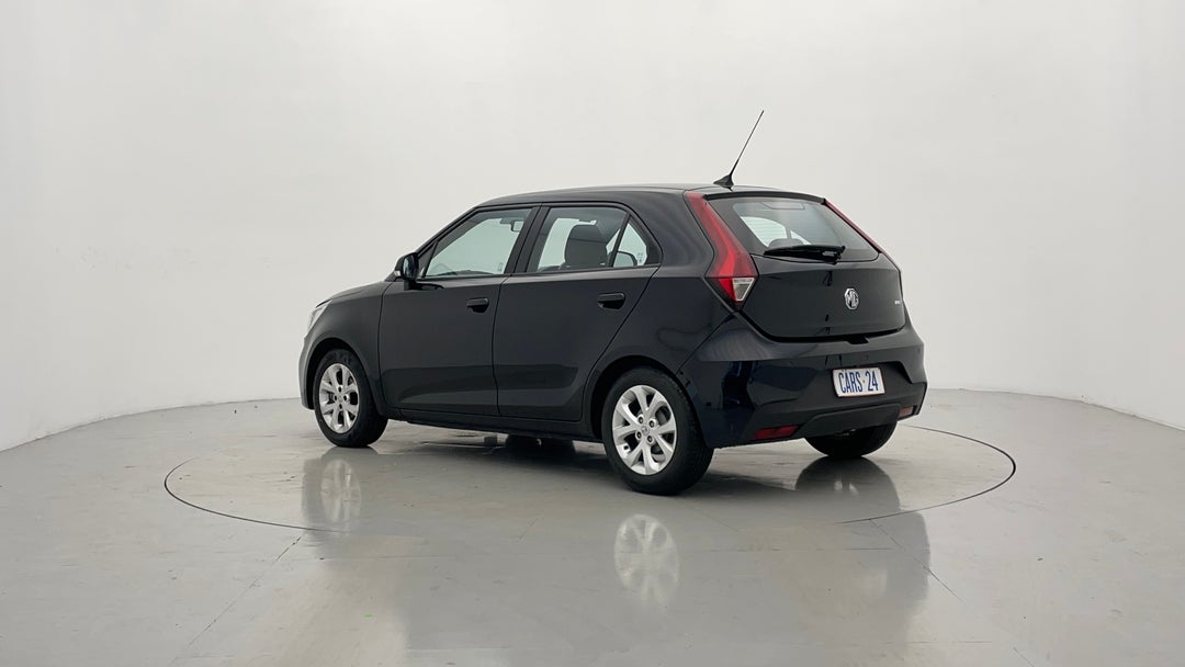 Left Back Diagonal (45- Degree) View