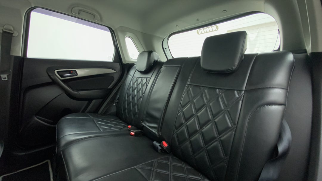Right Side Rear Door Cabin