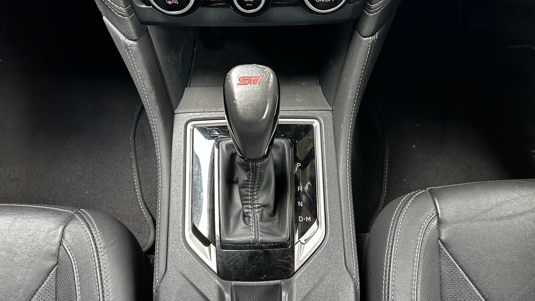 2018 Subaru Impreza 2.0i-s (awd), Automatic, 84296 km, Gear Lever 