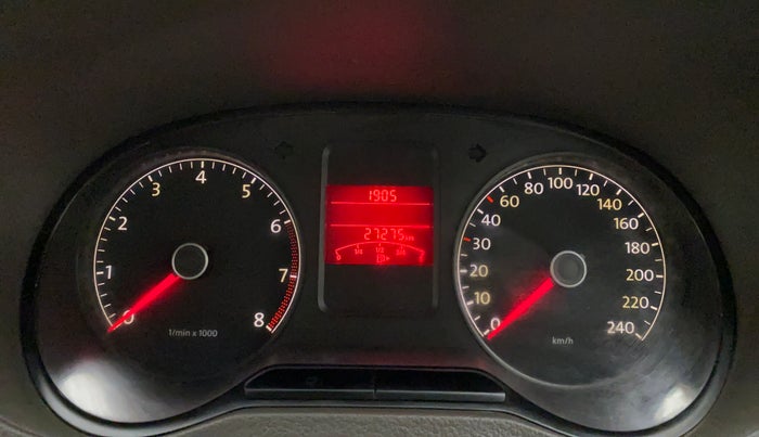 2012 Volkswagen Vento HIGHLINE 1.6 MPI, Petrol, Manual, 27,273 km, Odometer Image