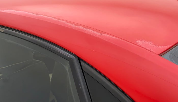 2012 Volkswagen Vento HIGHLINE 1.6 MPI, Petrol, Manual, 27,273 km, Left C pillar - Paint is slightly faded