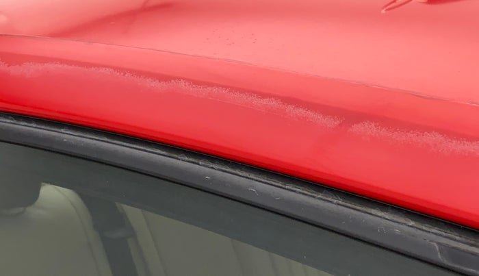 2012 Volkswagen Vento HIGHLINE 1.6 MPI, Petrol, Manual, 27,273 km, Right C pillar - Paint is slightly faded
