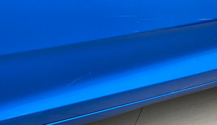 2022 Tata ALTROZ XM PLUS DIESEL, Diesel, Manual, 9,215 km, Front passenger door - Slightly dented