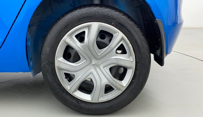 2022 Tata ALTROZ XM PLUS DIESEL, Diesel, Manual, 9,215 km, Left Rear Wheel