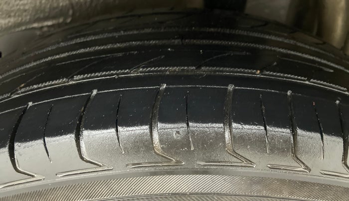 2018 Maruti Celerio VXI CNG D, CNG, Manual, 62,538 km, Left Rear Tyre Tread
