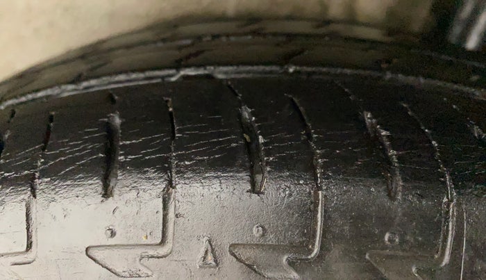 2017 Maruti IGNIS DELTA 1.2 AMT, Petrol, Automatic, 49,289 km, Left Rear Tyre Tread