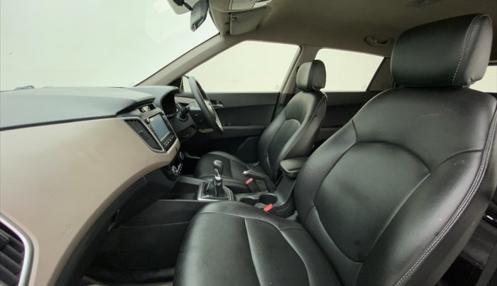 2018 Hyundai Creta 1.6 SX PLUS PETROL, Petrol, Manual, 25,434 km, Right Side Front Door Cabin
