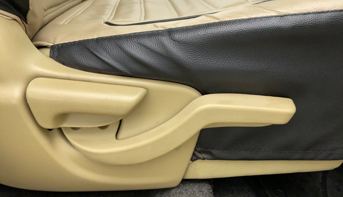 2016 Honda Amaze 1.2 SMT I VTEC, Petrol, Manual, 51,510 km, Driver Side Adjustment Panel