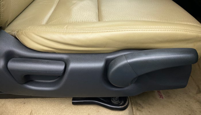 2018 Honda City VX CVT PETROL, Petrol, Automatic, 62,285 km, Driver Side Adjustment Panel