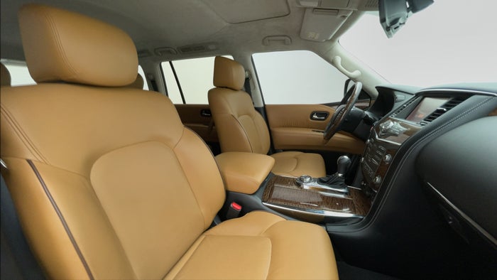 NISSAN PATROL-Right Side Front Door Cabin View