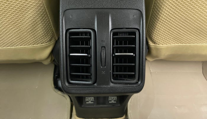 2017 Honda City V MT PETROL, Petrol, Manual, 90,137 km, Rear AC Vents