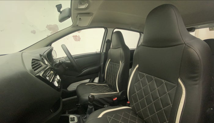 2017 Datsun Redi Go S, Petrol, Manual, 38,583 km, Right Side Front Door Cabin