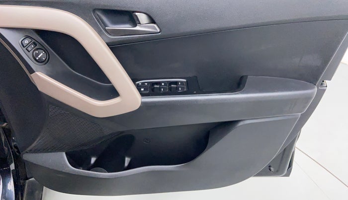 2015 Hyundai Creta 1.6 SX PLUS PETROL, Petrol, Manual, 55,546 km, Driver Side Door Panels Control