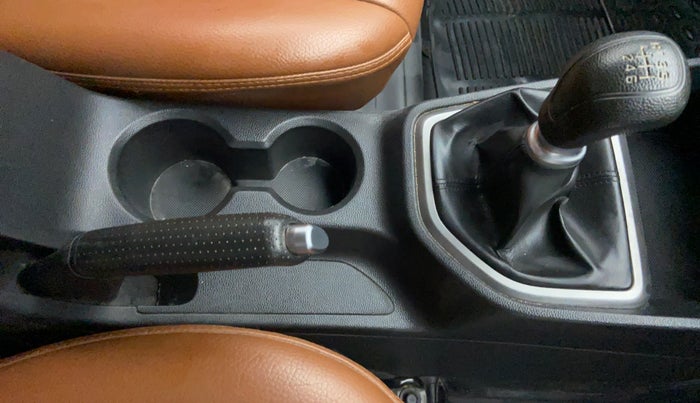 2015 Hyundai Creta 1.6 SX PLUS PETROL, Petrol, Manual, 55,546 km, Gear Lever