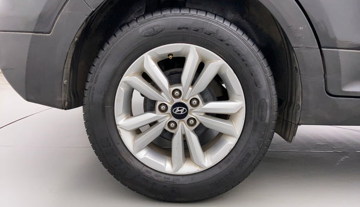 2015 Hyundai Creta 1.6 SX PLUS PETROL, Petrol, Manual, 55,546 km, Right Rear Wheel