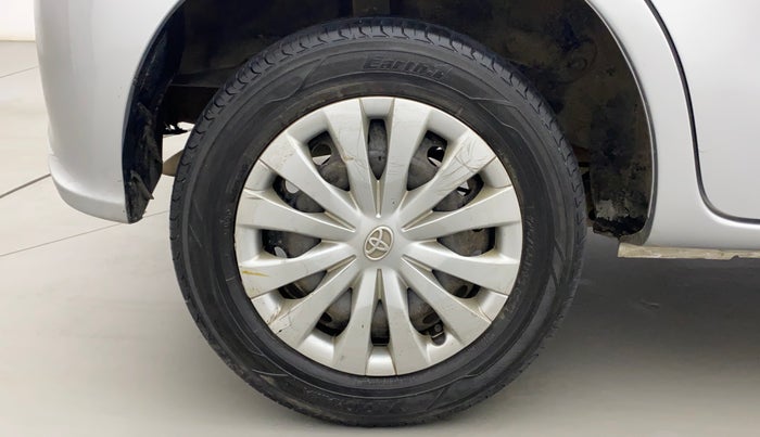 2013 Toyota Etios Liva G, Petrol, Manual, 72,597 km, Right Rear Wheel