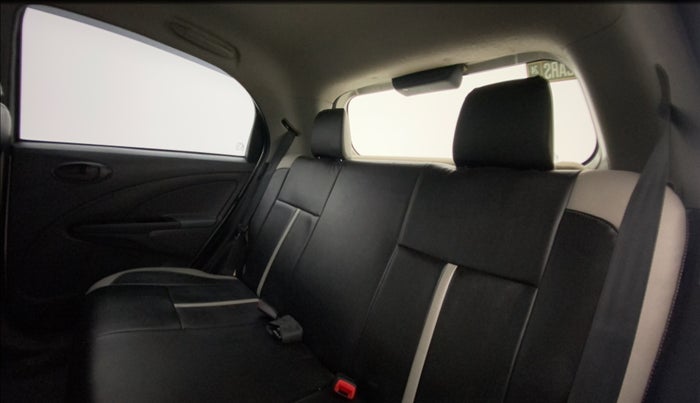 2013 Toyota Etios Liva G, Petrol, Manual, 72,597 km, Right Side Rear Door Cabin