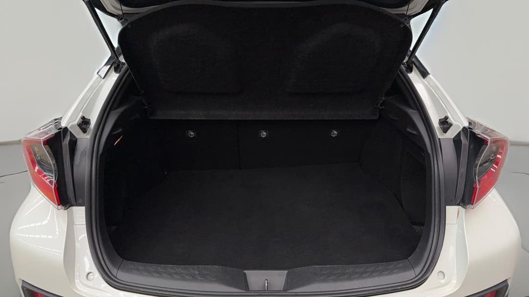 2017 Toyota C-HR Koba (AWD), Automatic, 66161 km, Boot Inside View
