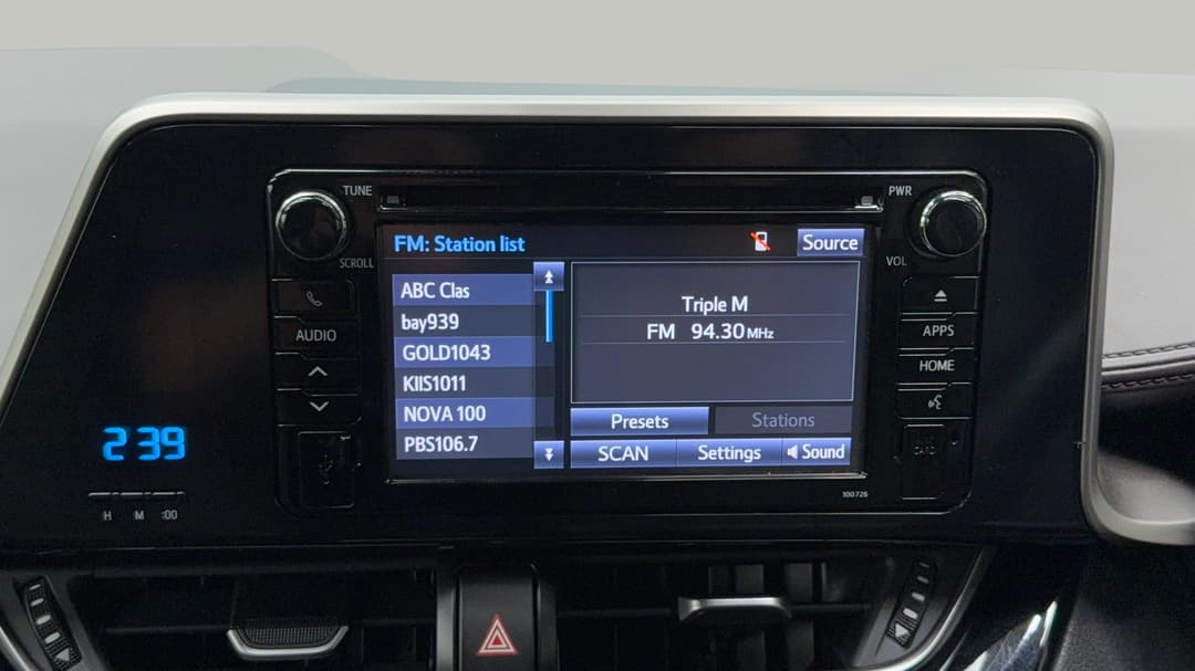 2017 Toyota C-HR Koba (AWD), Automatic, 66161 km, Infotainment System