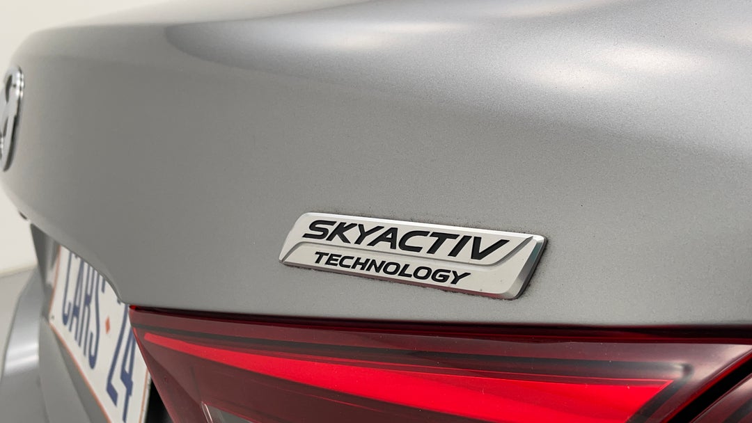 Badge (Boot Right Side)