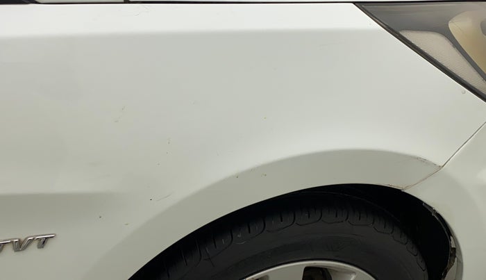 2013 Hyundai Verna FLUIDIC 1.6 VTVT SX, Petrol, Manual, 43,161 km, Right fender - Minor scratches