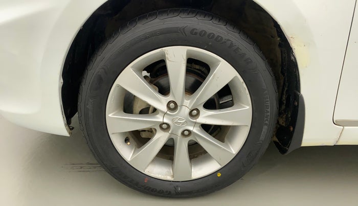 2013 Hyundai Verna FLUIDIC 1.6 VTVT SX, Petrol, Manual, 43,161 km, Left Front Wheel