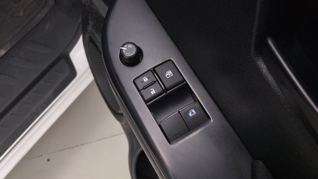 Drivers Side Door Panel Controls