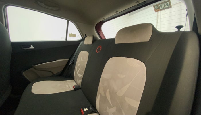 2015 Hyundai Grand i10 SPORTZ 1.2 KAPPA VTVT, Petrol, Manual, 53,867 km, Right Side Rear Door Cabin
