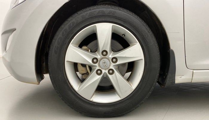 2014 Hyundai New Elantra 1.6 SX MT, Diesel, Manual, 81,321 km, Left Front Wheel