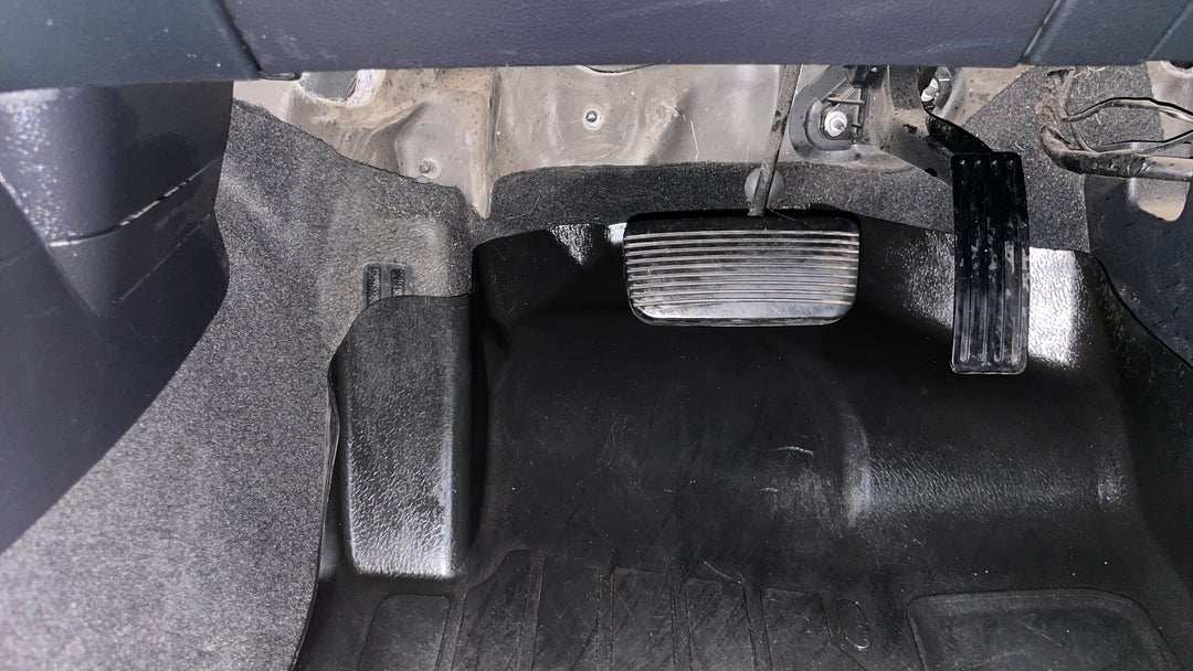 2019 Ford Ranger Xlt 2.0 (4x4), Automatic, 104299 km, Pedals and Footmat