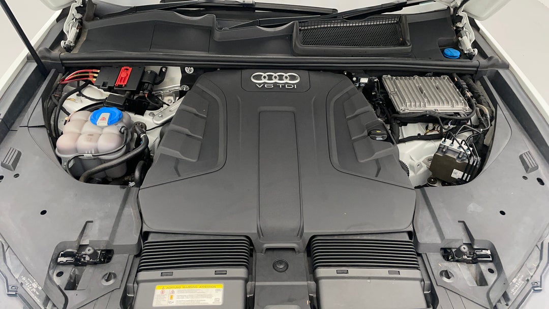 2016 Audi Q7 3.0 Tdi Quattro, Automatic, 88745 km, Open Bonnet (Engine)