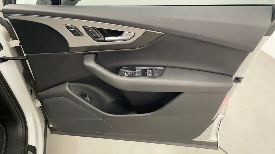 2016 Audi Q7 3.0 Tdi Quattro, Automatic, 88745 km, Speaker View