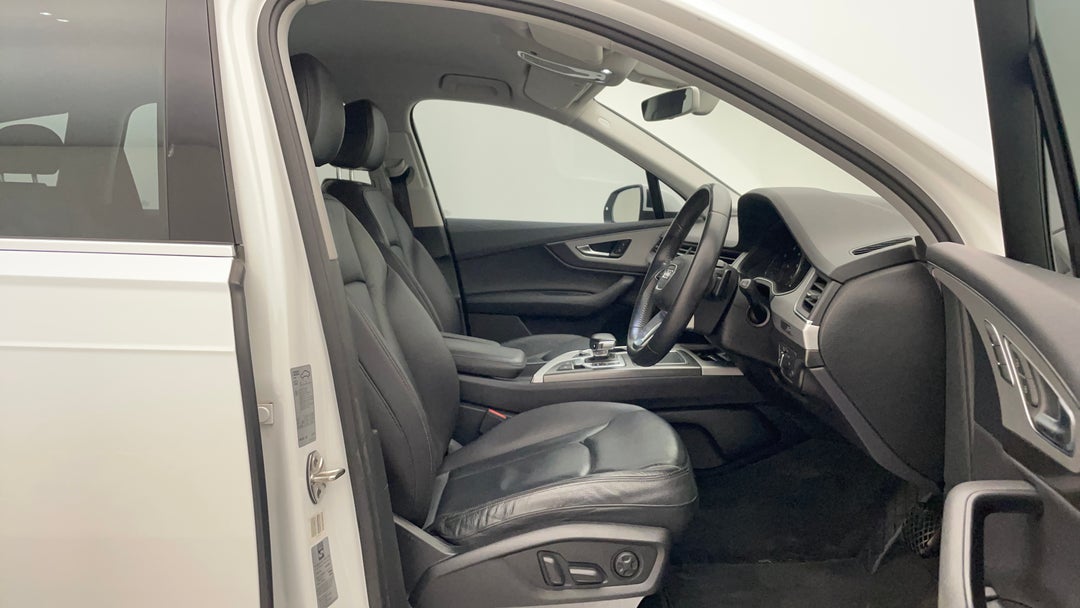 2016 Audi Q7 3.0 Tdi Quattro, Automatic, 88745 km, Drivers Side Door Panel Controls