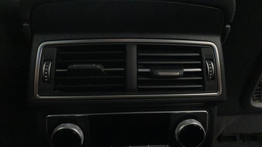 2016 Audi Q7 3.0 Tdi Quattro, Automatic, 88745 km, Rear A/C Vent