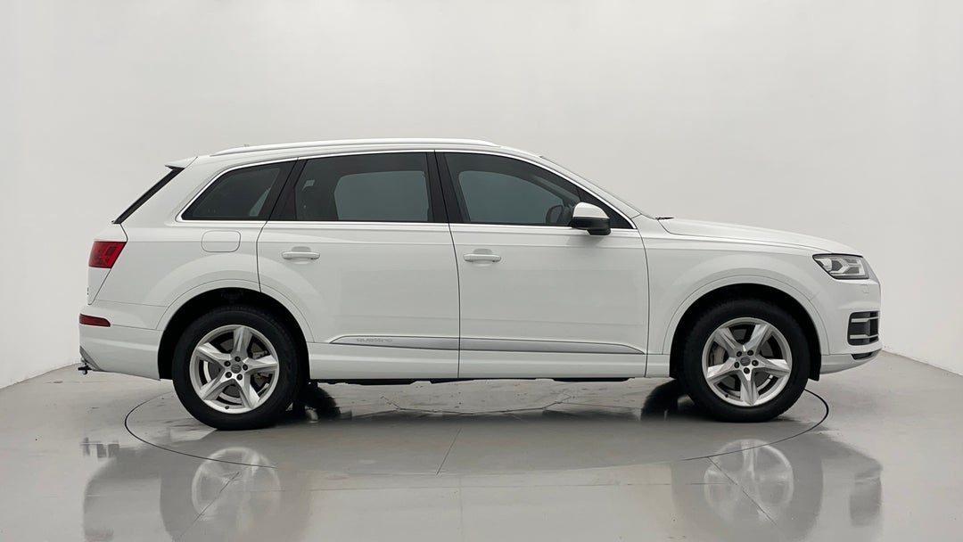2016 Audi Q7 3.0 Tdi Quattro, Automatic, 88745 km, Right Side View