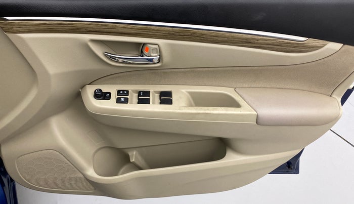 2019 Maruti Ciaz ZETA DIESEL 1.5, Diesel, Manual, 44,158 km, Driver Side Door Panels Control
