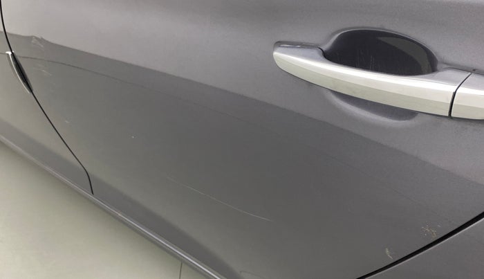 2019 Hyundai Verna 1.6 SX VTVT AT (O), Petrol, Automatic, 5,075 km, Rear left door - Minor scratches