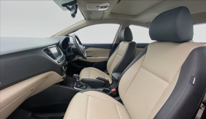 2019 Hyundai Verna 1.6 SX VTVT AT (O), Petrol, Automatic, 5,075 km, Right Side Front Door Cabin
