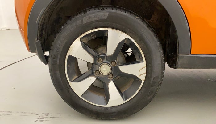 2018 Tata NEXON XM DIESEL, Diesel, Manual, 81,108 km, Right Rear Wheel