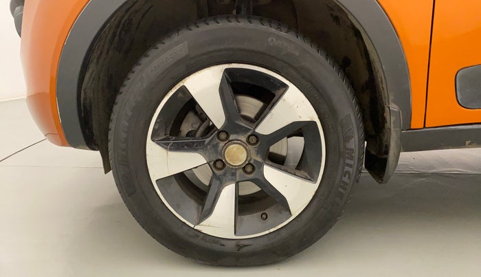 2018 Tata NEXON XM DIESEL, Diesel, Manual, 81,108 km, Left Front Wheel