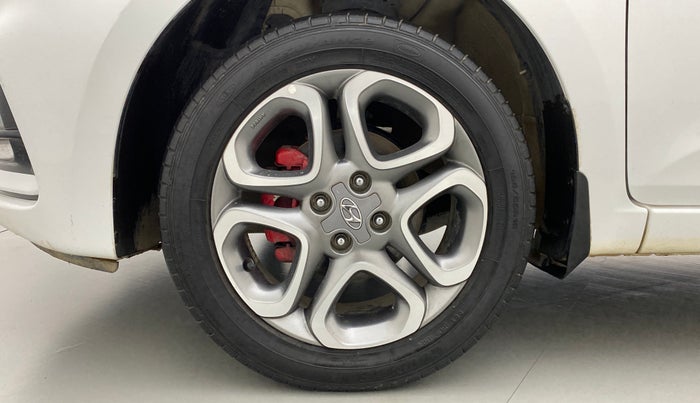 2019 Hyundai Elite i20 1.2 SPORTZ PLUS DUAL TONE VTVT, Petrol, Manual, 24,046 km, Left Front Wheel