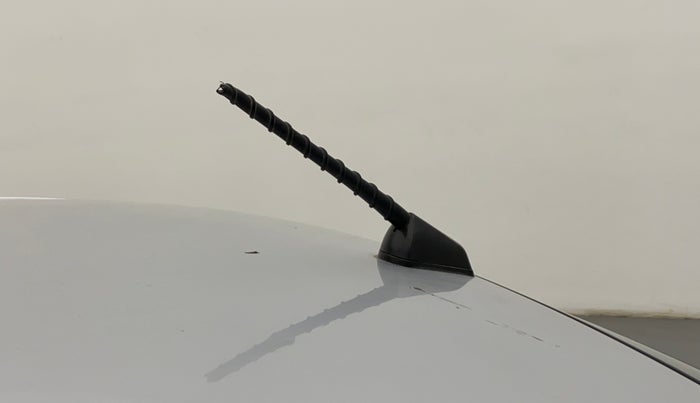 2010 Hyundai i10 MAGNA 1.1, Petrol, Manual, 24,308 km, Roof - Antenna has minor damage