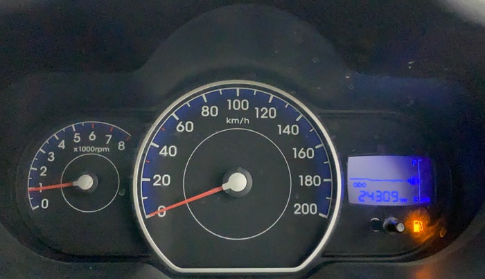 2010 Hyundai i10 MAGNA 1.1, Petrol, Manual, 24,308 km, Odometer Image