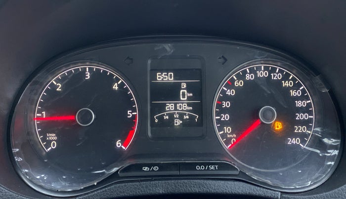 2016 Volkswagen Ameo HIGHLINE 1.5, Diesel, Manual, 28,640 km, Odometer Image
