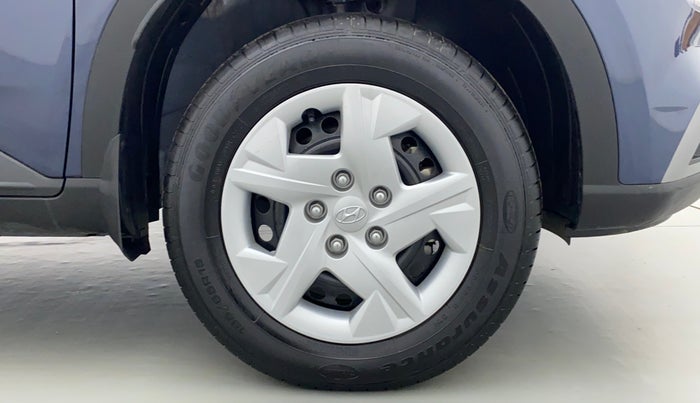 2020 Hyundai VENUE S Plus MT 1.2 Kappa, Petrol, Manual, 1,343 km, Right Front Tyre