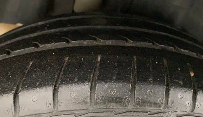 2018 Ford FREESTYLE TITANIUM 1.2 PETROL, Petrol, Manual, 40,733 km, Right Rear Tyre Tread