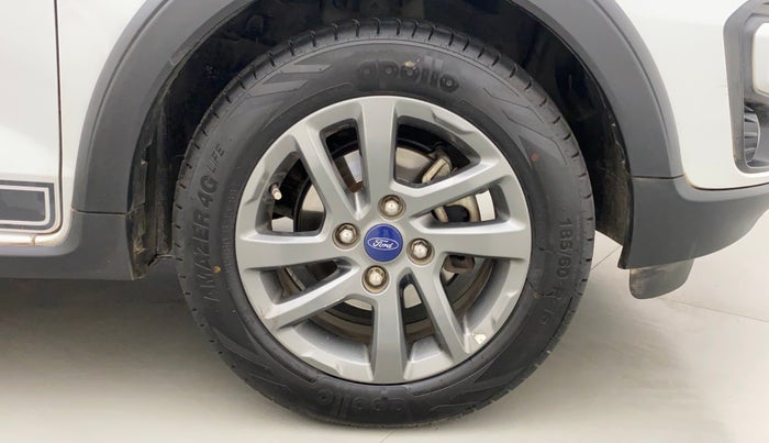 2018 Ford FREESTYLE TITANIUM 1.2 PETROL, Petrol, Manual, 40,733 km, Right Front Wheel