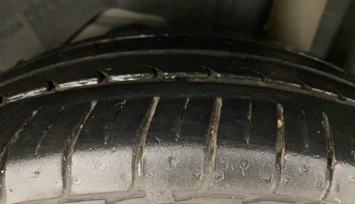 2018 Ford FREESTYLE TITANIUM 1.2 PETROL, Petrol, Manual, 40,733 km, Left Rear Tyre Tread
